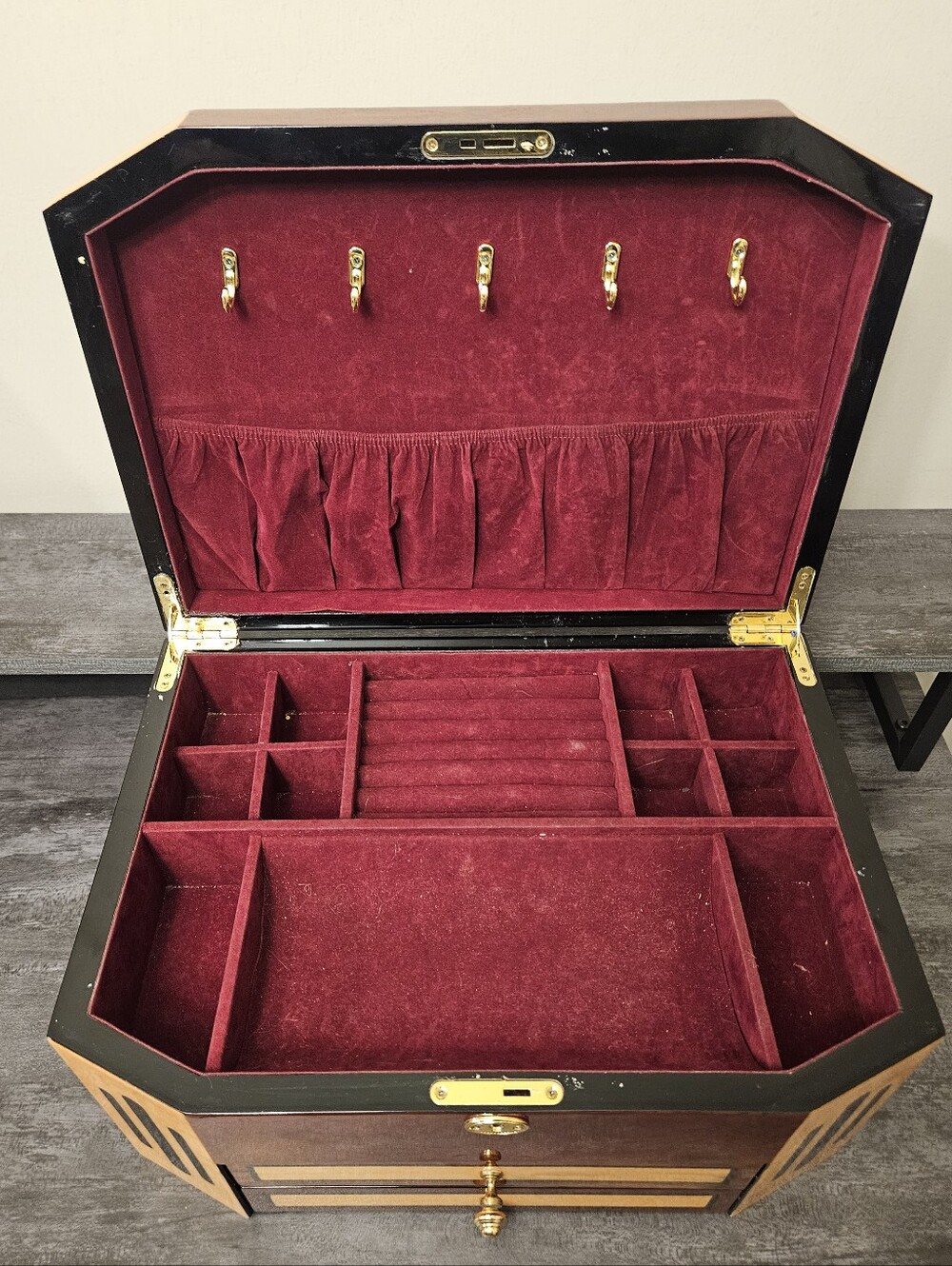 Luxury Two-Tone Wooden Jewelry Chest - Picture 2 of 13